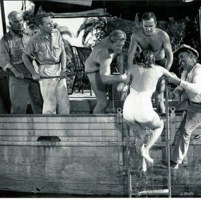 La mujer y el monstruo