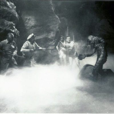 La mujer y el monstruo