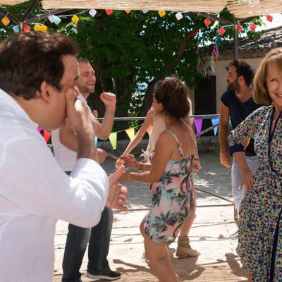 Alibi.com: Agencia de engaños