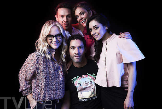 El reparto de 'Lucifer' posa para la Comic-Con
