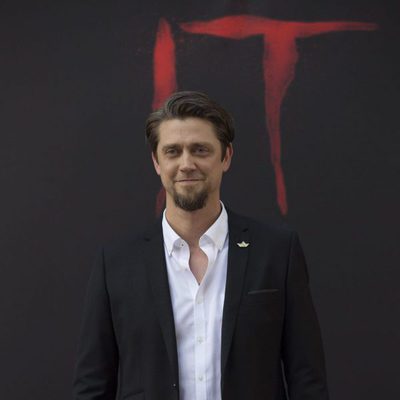 Andy Muschietti guarda la compostura durante la presentación de 'It' en Madrid