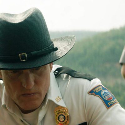 Tres anuncios en las afueras