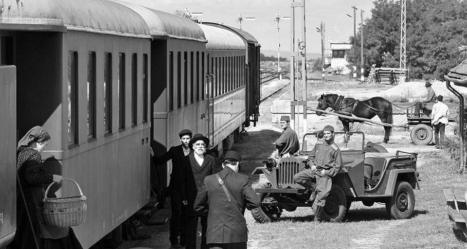 1945