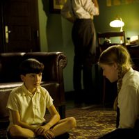 El niño con el pijama de rayas