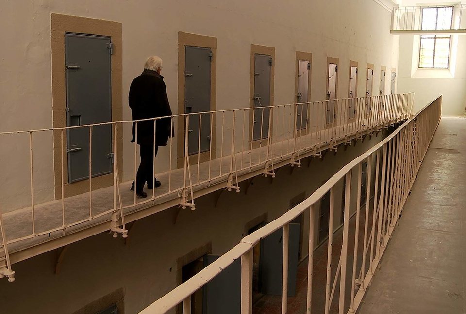 El silencio de otros