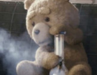 Tráiler en castellano de 'Ted', lo nuevo de Seth MacFarlane con la voz de Santi Millán