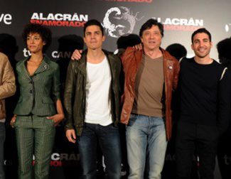 Carlos y Javier Bardem, Álex González y Miguel Ángel Silvestre presentan 'Alacrán enamorado'