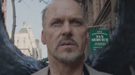 La cachonda doble identidad de Michael Keaton se desata en el tráiler internacional de 'Birdman'
