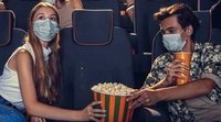 El cine en tiempos de COVID: ¿es seguro comer palomitas?