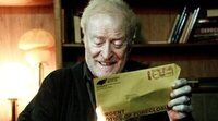 Michael Caine menciona el de 'Best Sellers' como su último papel pero, ¿deja completamente la actuación?