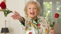 Los fans de Betty White recaudan fondos para la protección de los animales por su cumpleaños