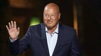 Bob Chapek, CEO de Disney, responde a las críticas por la financiación a políticos homófobos