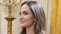 Angelina Jolie viaja a Ucrania para visitar a niños heridos y se ve obligada a evacuar por aviso de bombardeo