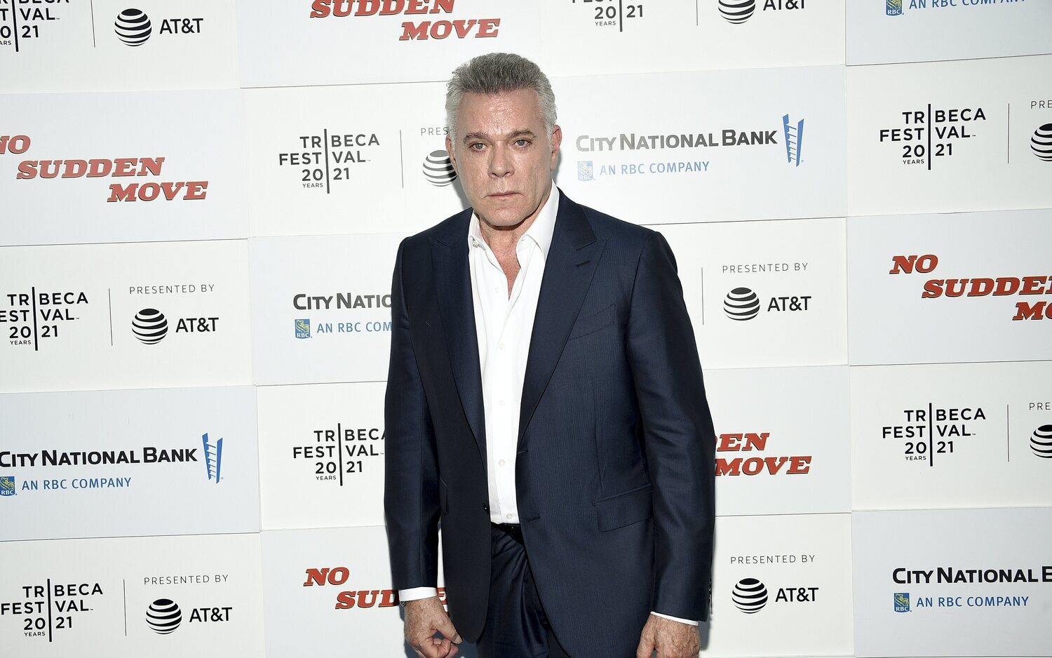 Muere Ray Liotta ('Buenos muchachos') a los 67 años