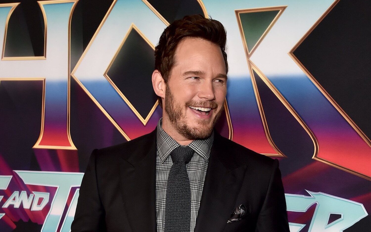 Chris Pratt, Lady Gaga y más famosos muestran cómo eran de adolescentes en el nuevo reto viral 'Teenage Dirtbag'