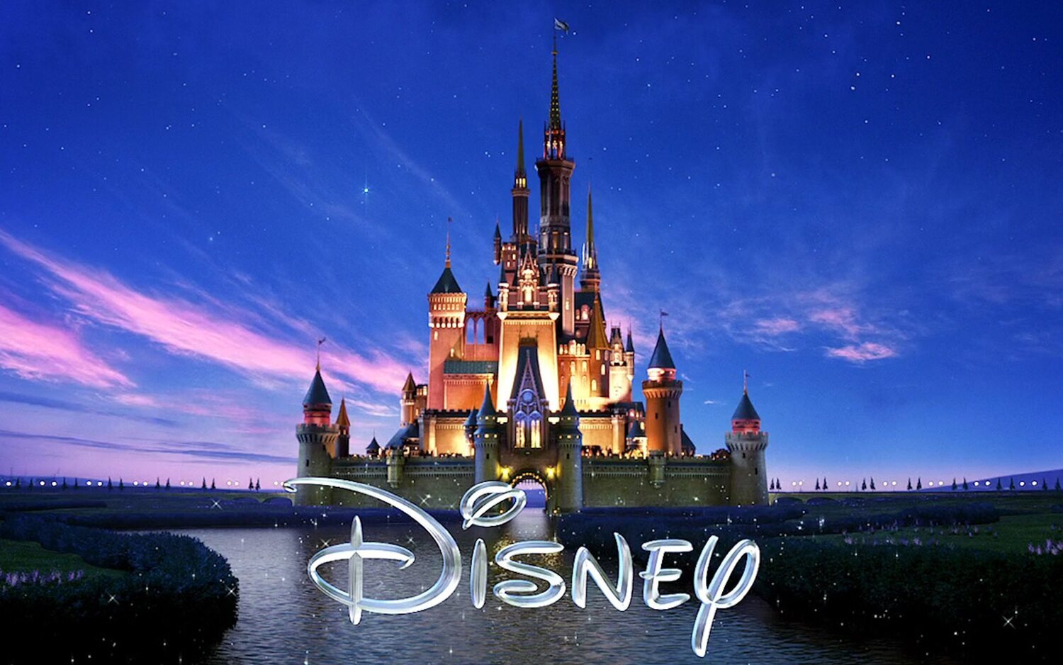 Disney estudia una suscripción al estilo Amazon Prime incluyendo parques y envío de merchandising