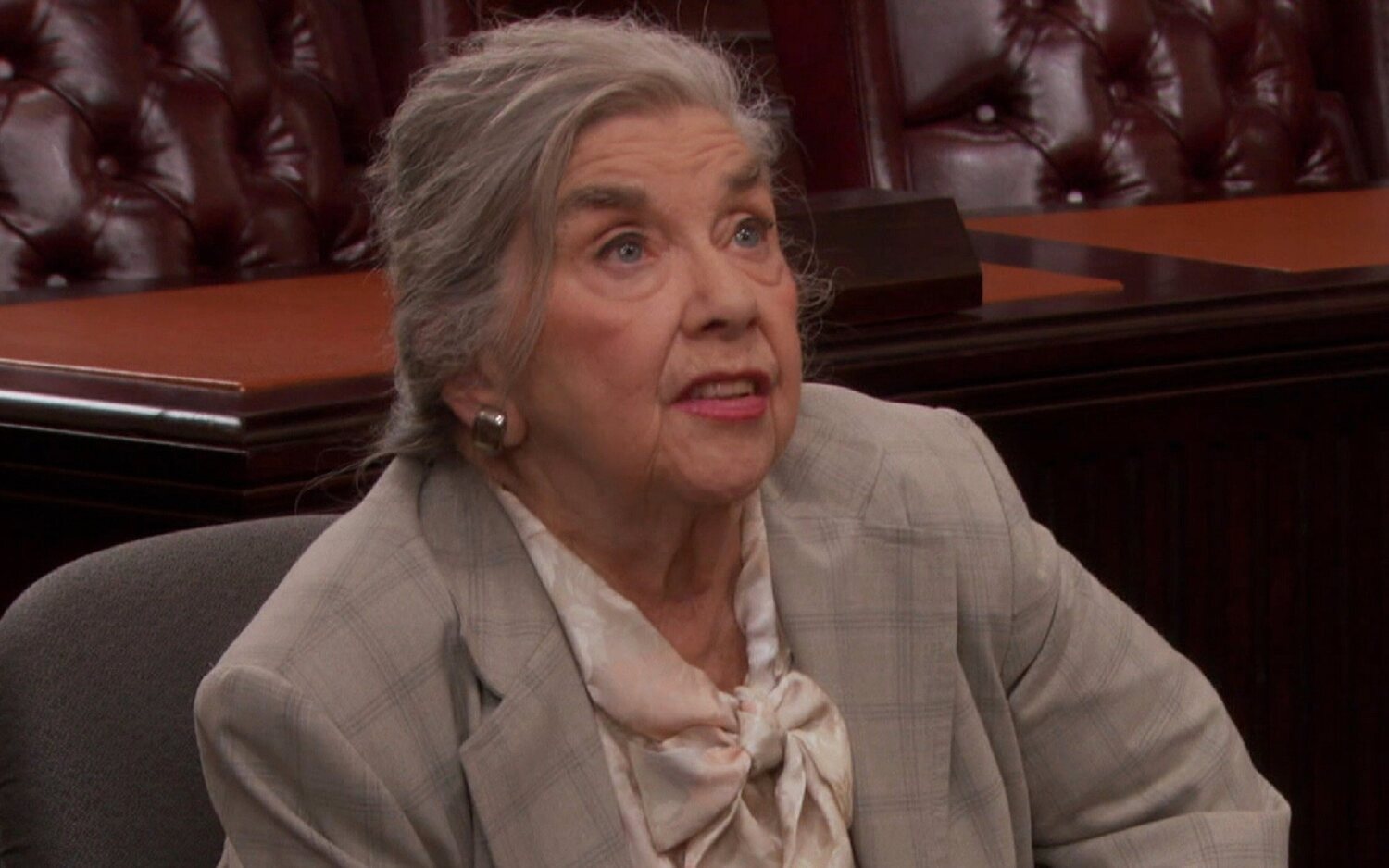 Muere la actriz Helen Slayton-Hughes, Ethel en 'Parks And Recreation', a los 92 años
