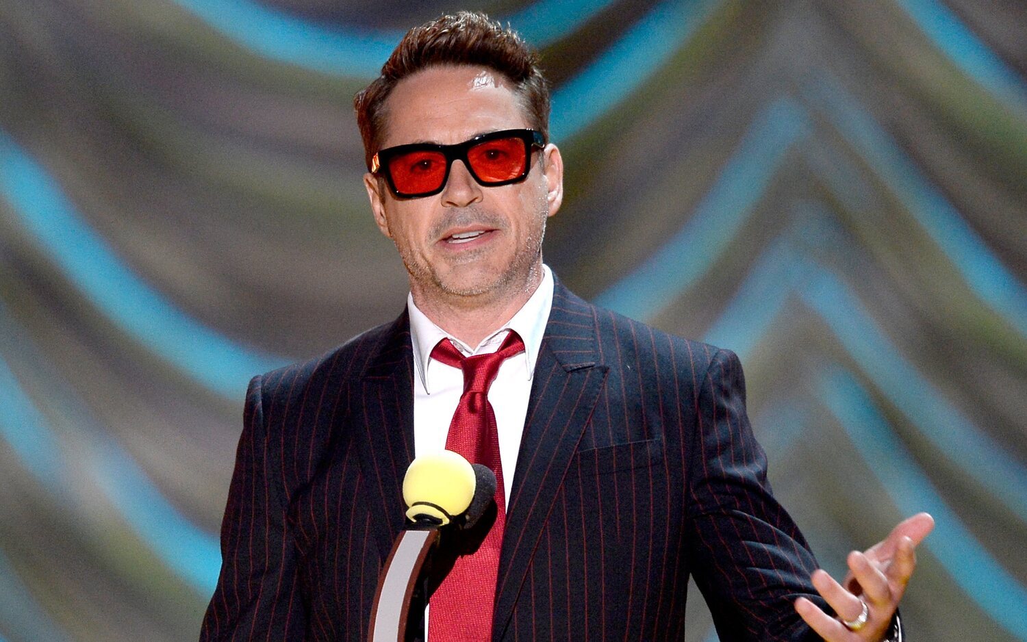 Robert Downey Jr. sortea los 6 coches de su nueva serie de HBO Max 'El garaje del futuro de Robert Downey Jr.'