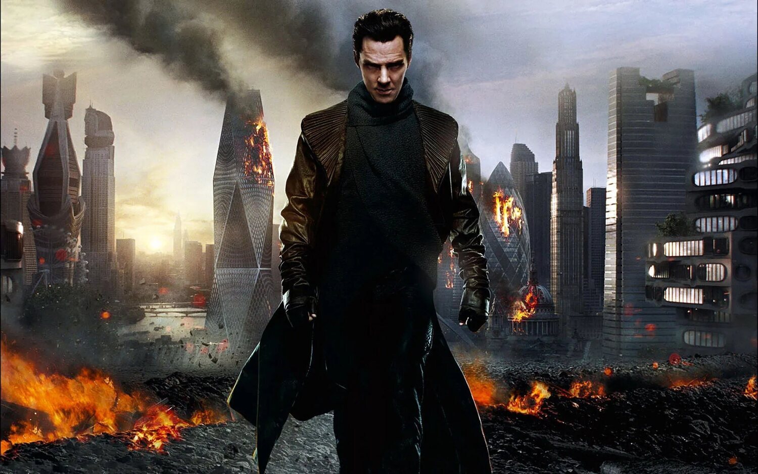 El sorprendente casting de Benedict Cumberbatch y 9 curiosidades más de 'Star Trek: En la oscuridad'