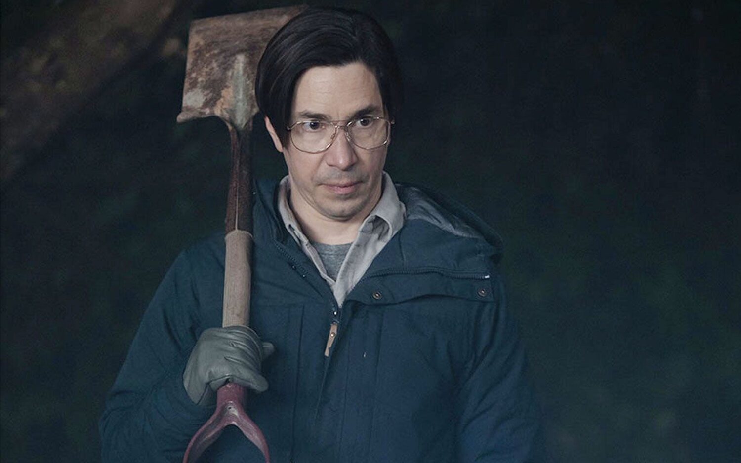 Justin Long como Mr. Nathan Bratt en 'Pesadillas'