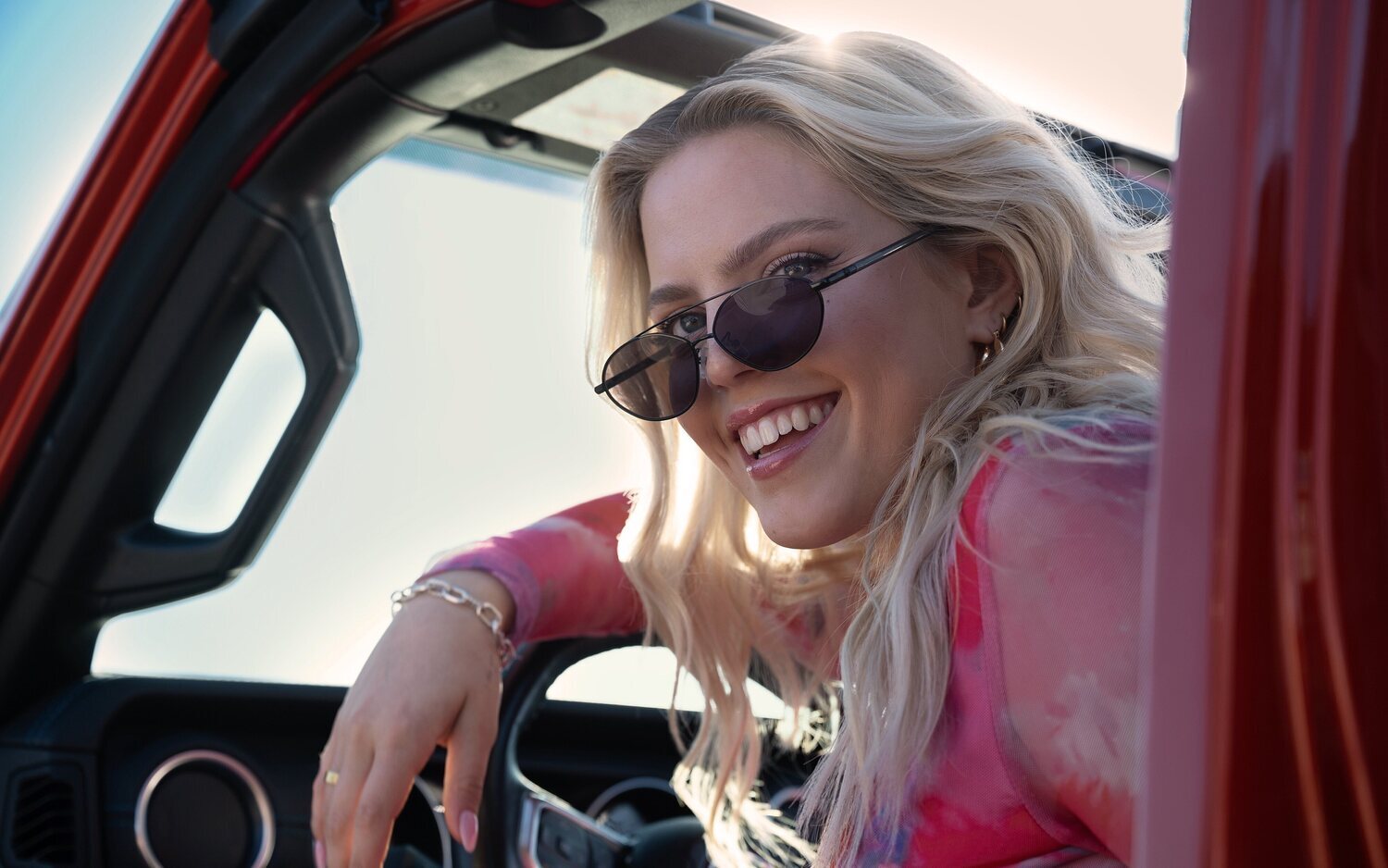 Renée Rapp como Regina George en la versión de 2024 de 'Chicas malas'