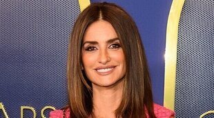 Penélope Cruz celebra los 50 años rodeada de grandes estrellas: Rosalía, Robert De Niro y Matt Damon, entre otros