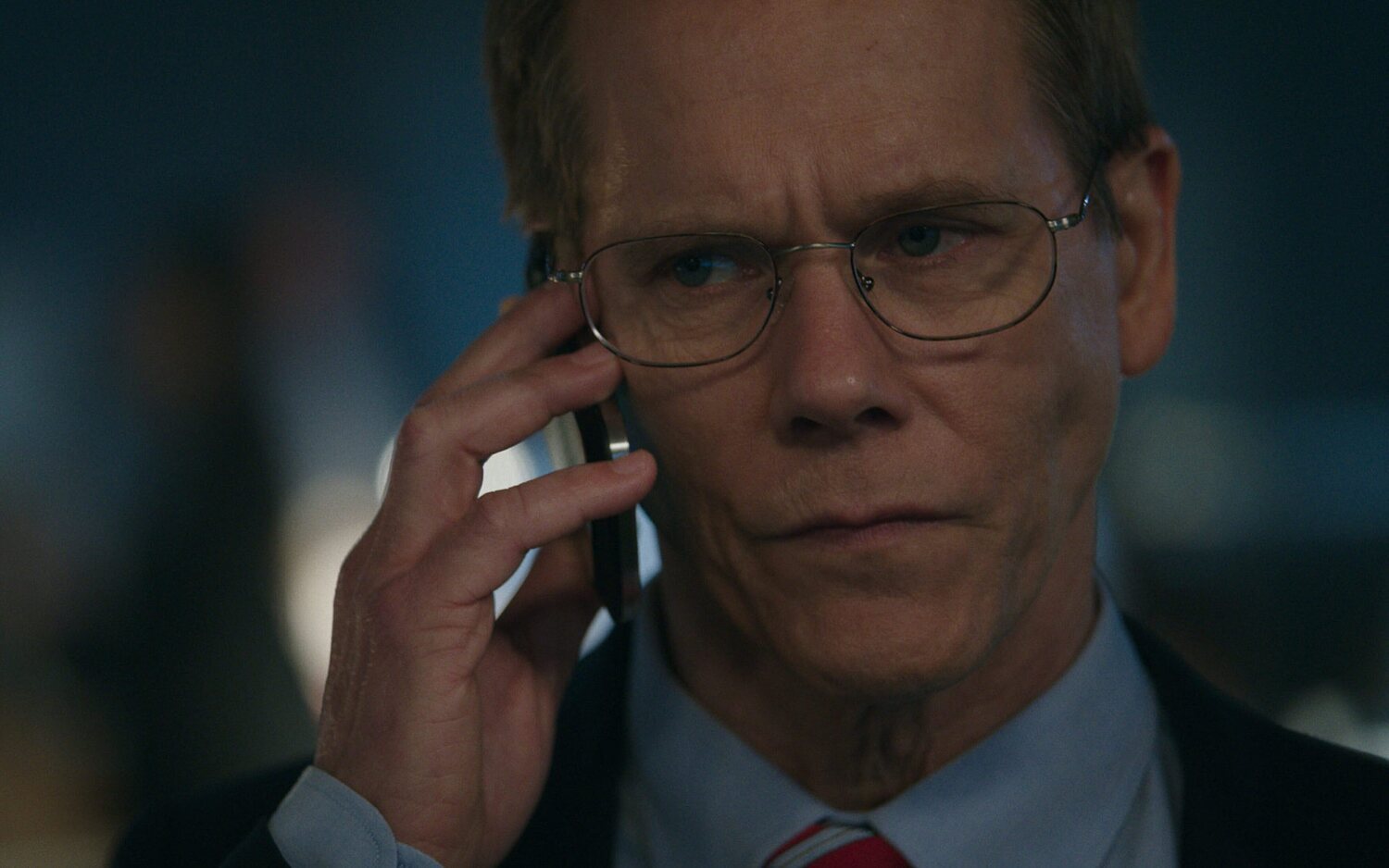 Kevin Bacon se disfraza para experimentar lo que es no ser famoso y concluye que "es una mierda"
