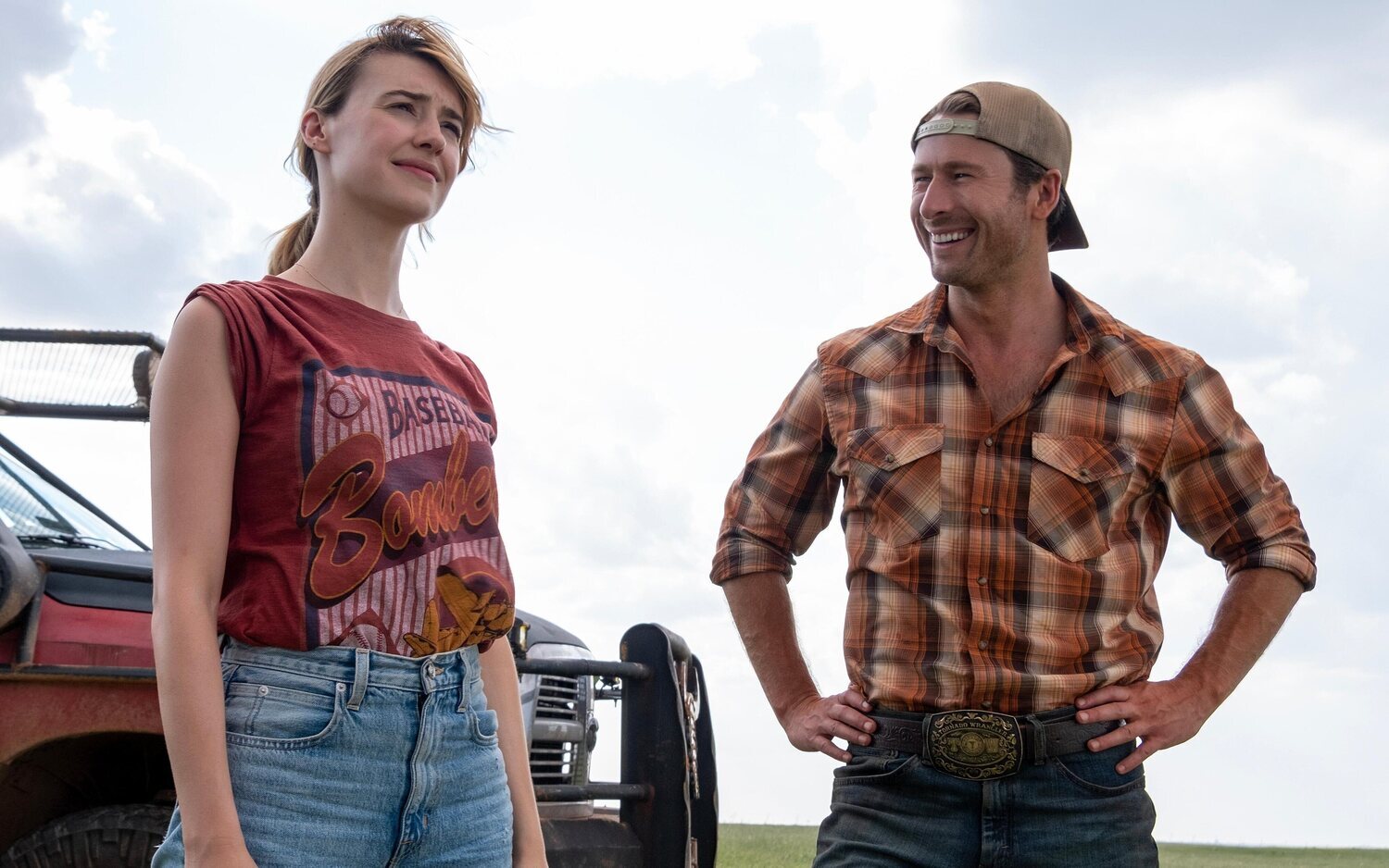 Glen Powell y Daisy Edgar-Jones en 'Twisters'
