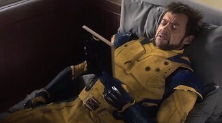 Hugh Jackman vuelve a recrear el mítico meme de Wolverine mientras 'Deadpool y Wolverine' agradece su acogida global
