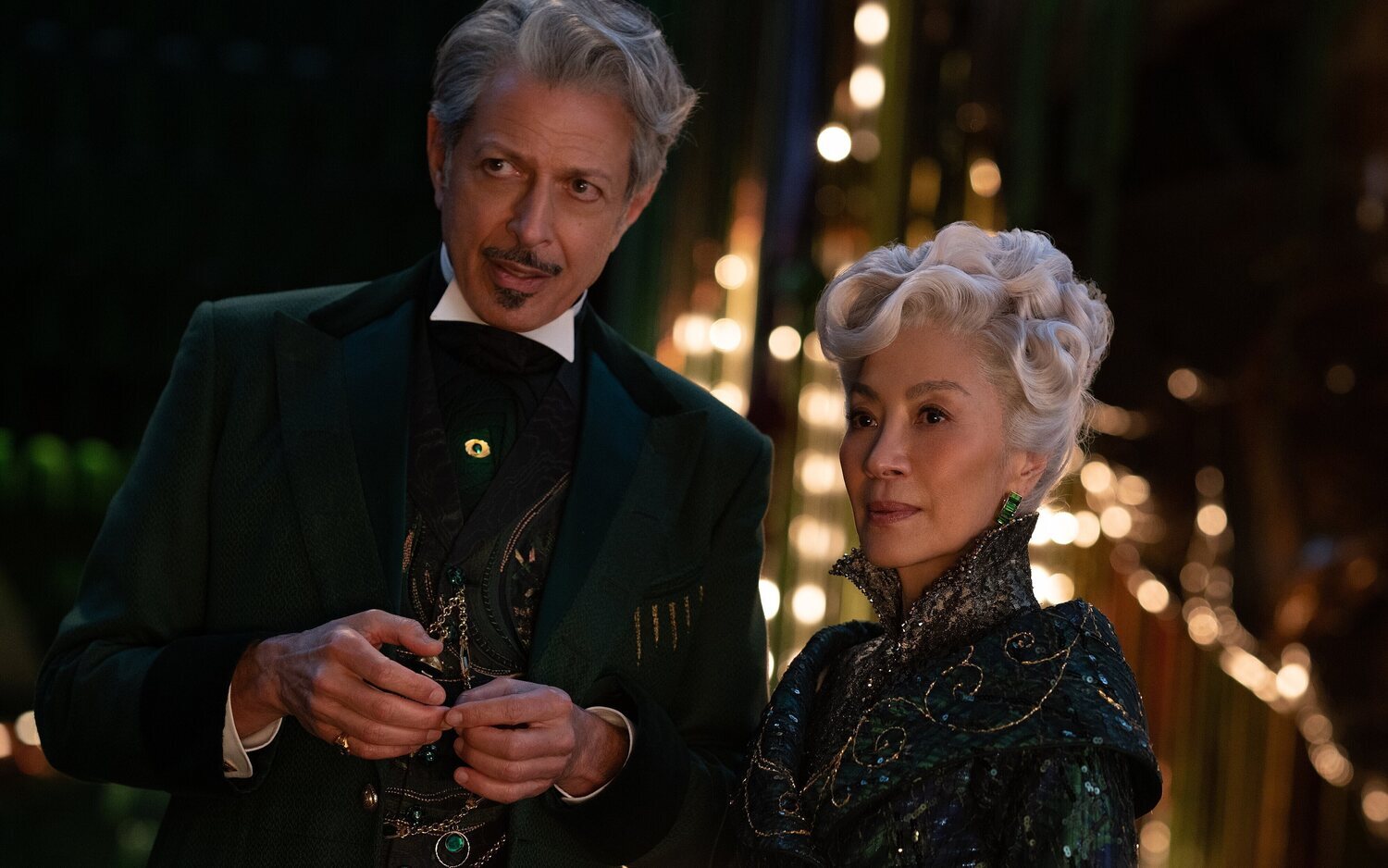 Jeff Goldblum y Michelle Yeoh en 'Wicked'
