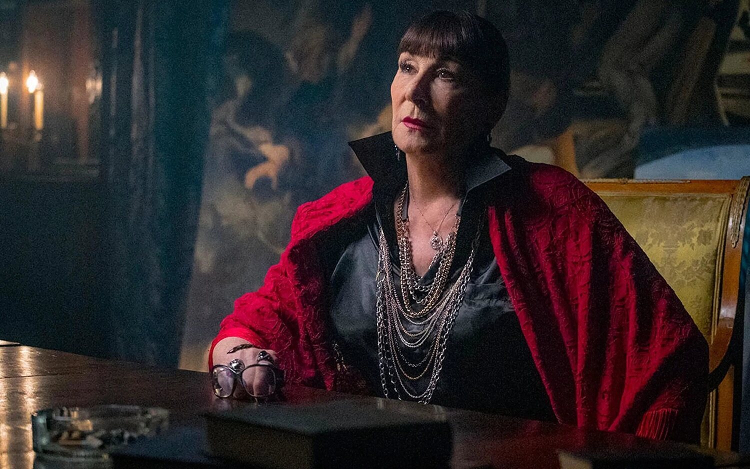 Anjelica Huston estrena en breves 'Ballerina', después de contar su historia con el cáncer