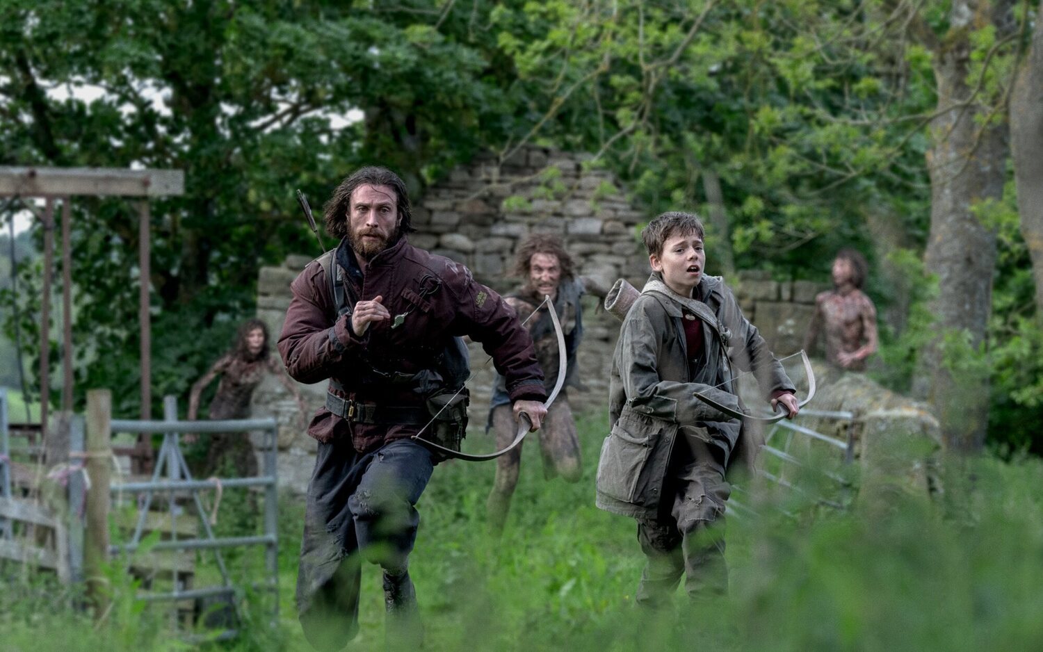 Aaron Taylor-Johnson y Alfie Williams en '28 años después'