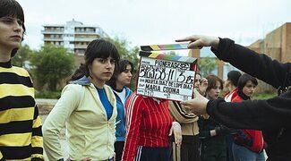 Visitamos el rodaje de 'Pioneras: Solo querían jugar', la película sobre los inicios del fútbol femenino en España
