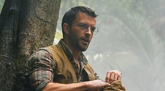 'Jurassic World: El renacer': Jonathan Bailey avanza que "invita a celebrar la película original"