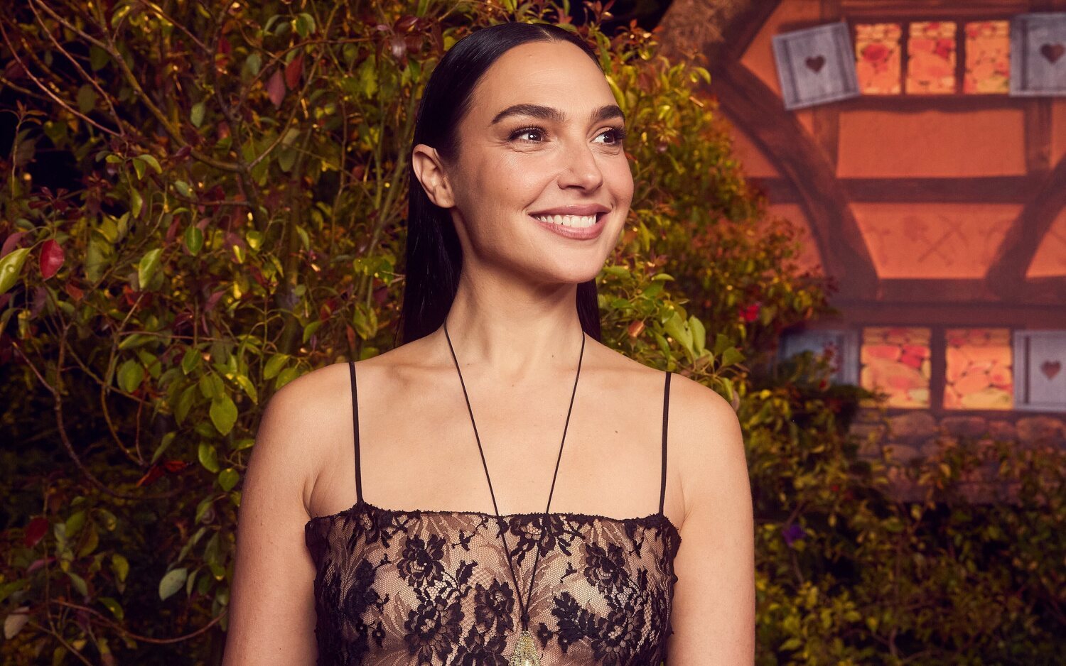 Niki Caro dirigirá a Gal Gadot en su nueva película bélica