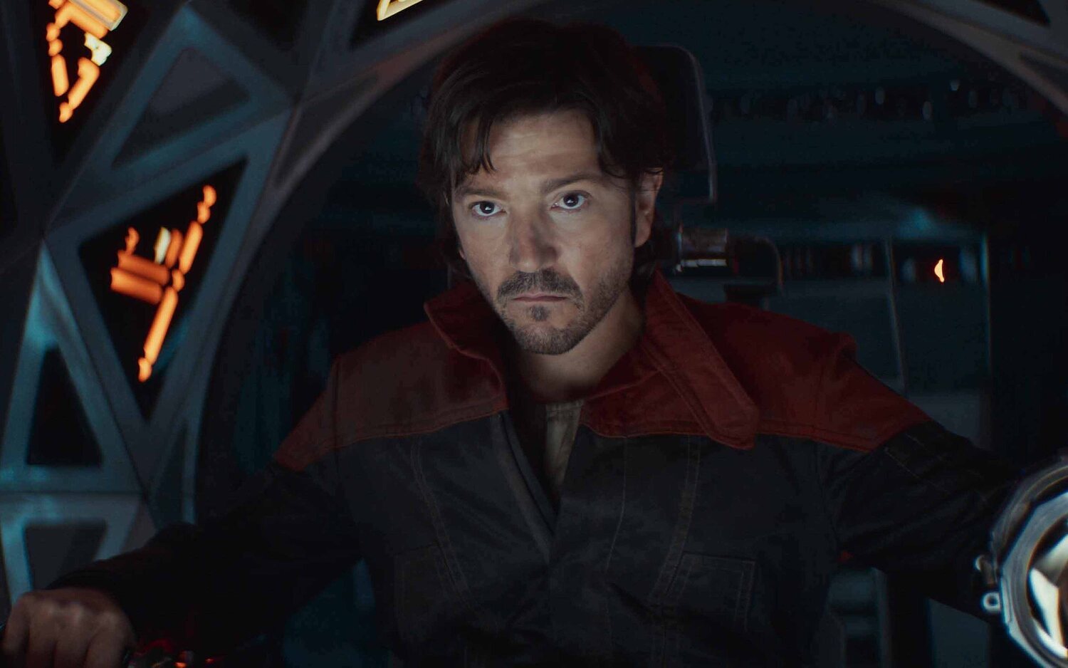Diego Luna como Cassian Andor
