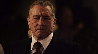 Robert De Niro recibe su Palma de Oro de la mano de Leo DiCaprio y carga contra Donald Trump en su discurso
