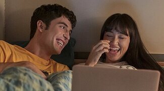La comedia universitaria de Prime Video que está desatando carcajadas, a pesar de que todos se quejan de lo mismo