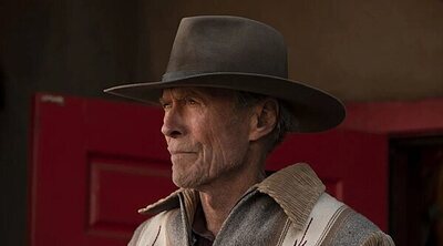 Clint Eastwood lamenta la "era de remakes y franquicias" e insta a cineastas a "hacer algo nuevo"