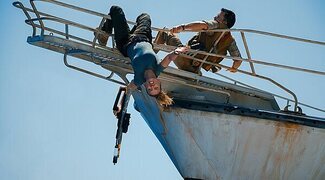 El primer clip de 'Jurassic World: El Renacer' nos presenta un mundo plagado de peligros que no da respiro