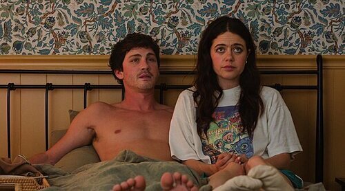 Logan Lerman es secuestrado por su novia en el retorcido tráiler de su nueva comedia "romántica"