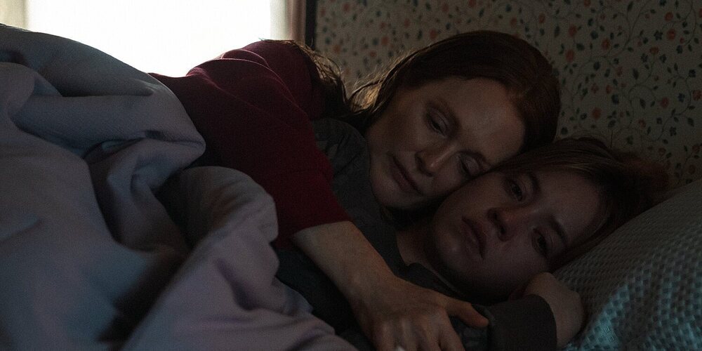 'Echo Valley': Julianne Moore y Sydney Sweeney deslumbran y elevan un thriller más interesante de lo esperado