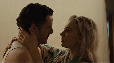 Julianne Moore, sorprendida con la forma de trabajar de Vanessa Kirby y Pedro Pascal: "¿Fueron a talleres? Qué interesante"