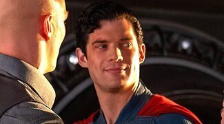 Nicholas Hoult y David Corenswet recrean una icónica escena de 'Princesa por sorpresa' en la promoción de 'Superman'