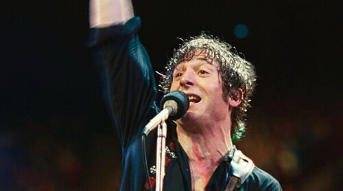 Jeremy Allen White y la gran pregunta: ¿Es su verdadera voz en el biopic de Bruce Springsteen?