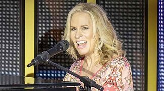 Vonda Shepard revela que Calista Flockhart aceptó volver a 'Ally McBeal' antes de que cancelaran el reboot