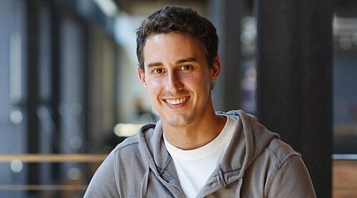 Cómo es trabajar en Pixar: La historia de Jordi Oñate, el animador español detrás de 'Elio'