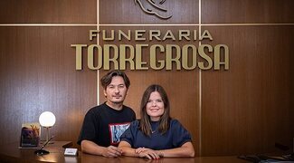 'Muertos S.L.' se va a otro barrio, la serie de los Caballero salta de Movistar Plus+ a Netflix