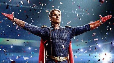 El Patriota de 'The Boys' asiste al estreno de 'Superman' y Antony Starr aplaude la jugada