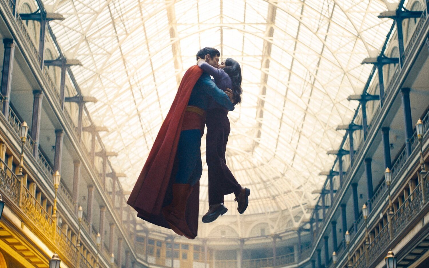 'Superman' se mantiene en el número 1